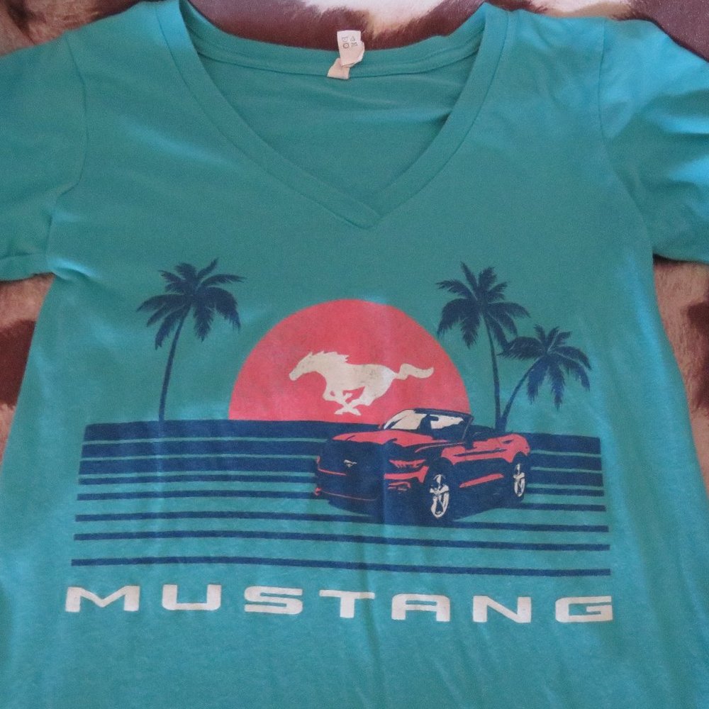 Size - S - Picture 3 of 3
